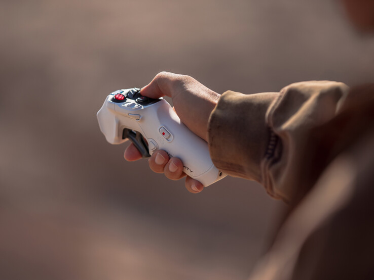 Az Antigravity A1 Grip Controller. (Kép forrása: Insta360)