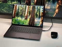 A MacBook Pro vitatott bevágása hamarosan a múlté lehet (Kép forrása: Notebookcheck)