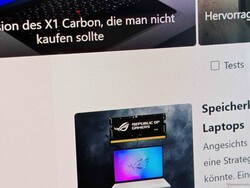 Jól látható raszterhatás (a kamera által kissé felerősítve)