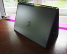 Jó játék laptop, de drága: Aorus Elite 16