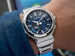 A Casio G-Shock GST-B1000D karórák (a képen a GST-B1000-2A) már kaphatók az Egyesült Államokban. (Kép forrása: Casio)