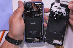 Google Pixel 9a akkumulátor cseréje szétszerelés