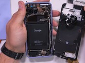 Google Pixel 9a akkumulátor cseréje szétszerelés