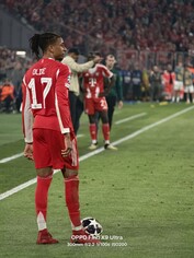 Az Oppo Find X9 Ultra 200MP-es 3x zoomos kamerájával + a 300mm-es telekonverterrel készült.