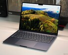 A Microsoft összehasonlítása a MacBook Air nem éppen tisztességes (Kép forrása: Notebookcheck)