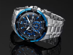 Két Casio Edifice EFR539D óra (a képen EFR539D-1A2V) jelent meg az Egyesült Államokban. (Kép forrása: Casio)