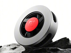 A OnePlus 27W-os fagypontos hűtő mágnesekre támaszkodik a telefonhoz való rögzítéshez. (Kép forrása: OnePlus)