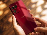 A kiszivárgott, nem hivatalosnak tűnő Sony Xperia VIII renderek új, piros színt mutatnak.