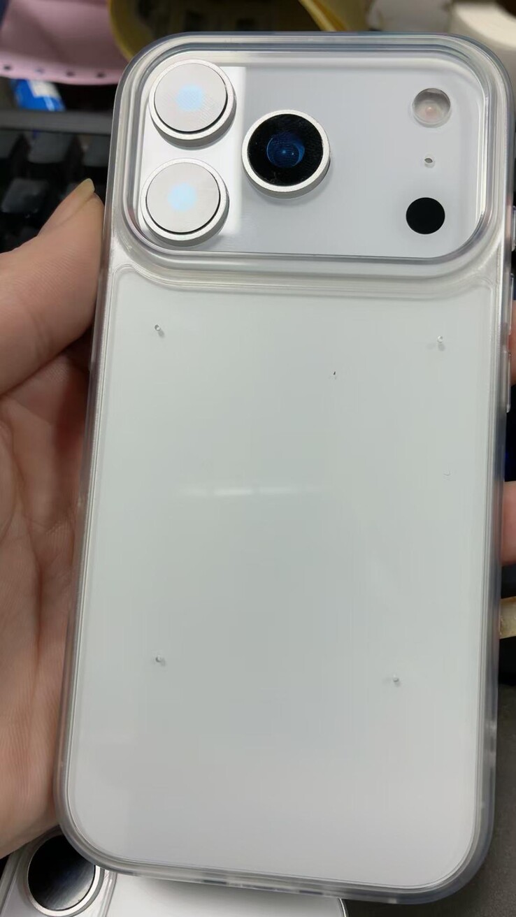 Az "iPhone 17 Pro". (Forrás: Majin Bu via X)