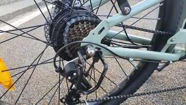 Shimano Entry 7 sebességes váltó - Touroll B2 e-bike teszt