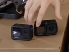 Egy állítólagos pillantás a Hero 14 Blackre az elődje mellett, jobbról balra.