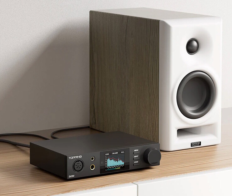 A Topping DX5 II DAC aktív külső hangszórókkal való használathoz előerősítő üzemmóddal rendelkezik. (Kép forrása: Topping)