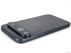 A Pixel 10 négy színben lesz elérhető (a képen: Google Pixel 9 Obsidian; kép forrása: Notebookcheck)