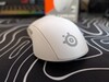 Hátoldal SteelSeries logóval.