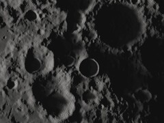 A Shackleton-kráter a Hold déli pólusánál (Kép forrása: NASA; vágott kép)