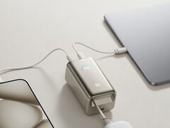 A Xiaomi Power Bank Retractable Cable 10000 55W ára ~$45.