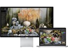Az eredeti Studio Display renderelése egy MacBookkal együtt használva. (Kép forrása: Apple)
