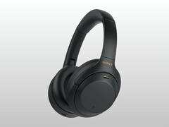 A Sony WH-1000XM4. 