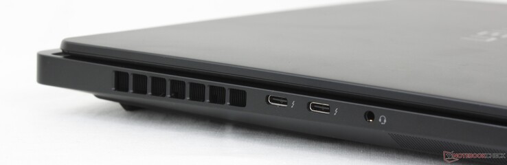 Balra: 2x USB-C Thunderbolt 4 w/ DisplayPort 2.1 + Power Delivery, 3,5 mm-es fejhallgató