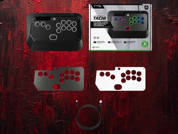 HyperX Clutch Tachi kar nélküli árkád vezérlő dobozának tartalma látható (Kép forrása: HyperX PR)