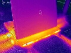 Alienware 16 Area-51 hőmérsékleti térkép, amikor a Cyberpunk 2077-et Overdrive módban dörzsöli