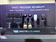 Az Asus ROG Falcata billentyűzet és a Harpe 2 Ace egér a Computex 2025 kiállításon mutatkozott be (kép forrása: Notebookcheck)
