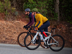 Az Edge 1050 egyike annak a négy Garmin kerékpáros számítógépnek, amelyek alkalmasak a Garmin Series Version 28.20 frissítésre. (Kép forrása: Garmin)