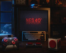 A 8bitDo NES 40 Collection tartalmaz egy limitált kiadású kontrollert, a 8BitDo első 68 billentyűs billentyűzetét és a Retro Cube hangszóró utódját. (Kép forrása: 8BitDo)