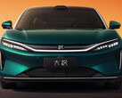 626 mérföldes hatótávolság, 764 lóerő és 9 perces töltési idő: a BYD Kínában megkezdte az új Da Han EV luxus elektromos szedán előrendelését, az árak körülbelül 36 900 dollárnak megfelelő összegtől kezdődnek