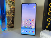 A Xiaomi Poco X7 Pro 3 normál színben (fekete, zöld és sárga), valamint egy élénkpiros Iron Man kiadásban kapható. Kép forrása: Notebookcheck