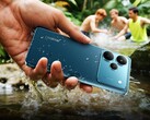 A Realme P4 Pro 5G három színben, köztük éjkékben kapható. (Kép forrása: Realme)