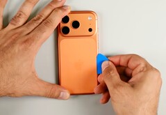 Állítólag az Apple iPhone Ultra két akkumulátorral rendelkezik.
