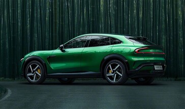 A Xiaomi YU7 nagyobb, mint a Tesla Model Y, és nagyobb akkumulátorral rendelkezik.