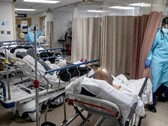 Corona-vírusos betegek kórterme Brooklynban, 2020 márciusában (Kép forrása: Victor Blue és a The New York Times; kivágva)