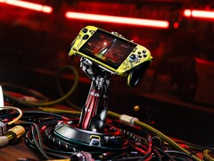 A Cyberpunk 2077 témájú Asus ROG Xbox Ally X-et az AK Mod készítette.