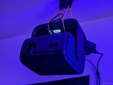 A bekapcsológomb LED feleslegesen fényes, amikor a készülék ki van kapcsolva