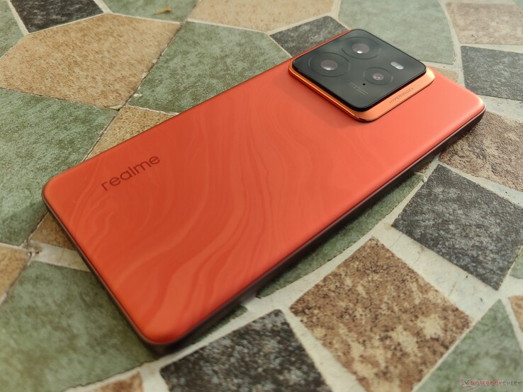 Realme GT7 Pro teszt okostelefon (Kép forrása: Marcus Herbrich)