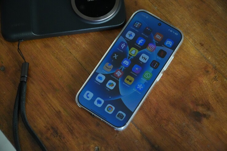 A Xiaomi 17 a Android 16-alapú HyperOS 3-t futtatja a dobozból kivéve