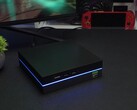 Yohris mini gaming PC előlapi portokkal és LED-es fénycsíkkal (Kép forrása: ETA PRIME/YouTube)